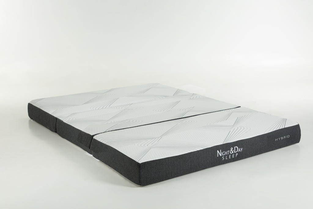 Trifold Gel Pocket Coil Mattress 1.jpg