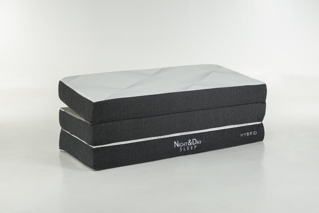 Trifold Gel Pocket Coil Mattress 2.jpg